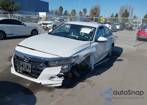 2018 Honda Accord Lx z USA, uszkodzony, nr VIN 1HGCV1F10JA138333